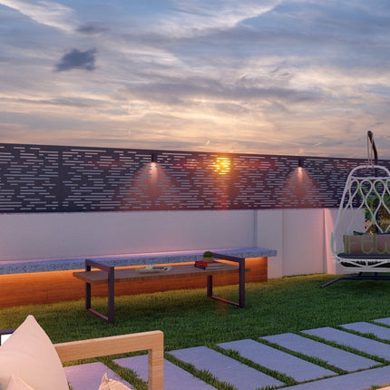 Gap Staggered Privacy Screen (Per Sqft)