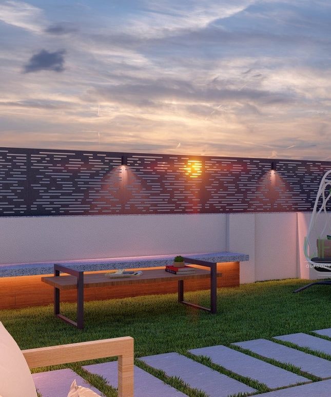 Gap Staggered Privacy Screen (Per Sqft)